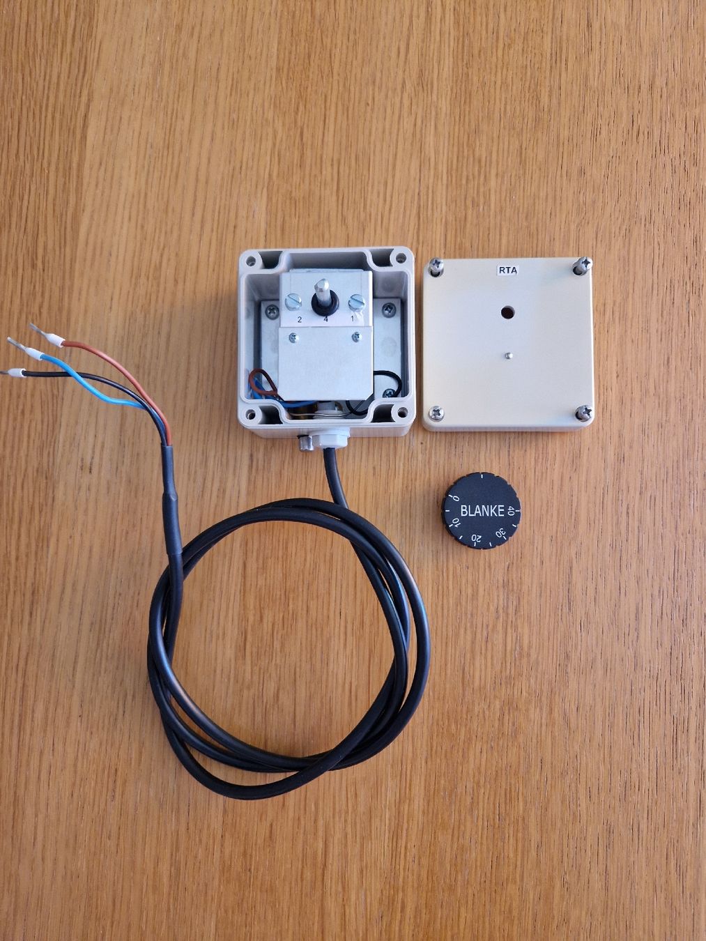 Systèmes de contrôle: Raumthermostat RTA Blanke – D'occasion à Vogelsang AG par villa9 1