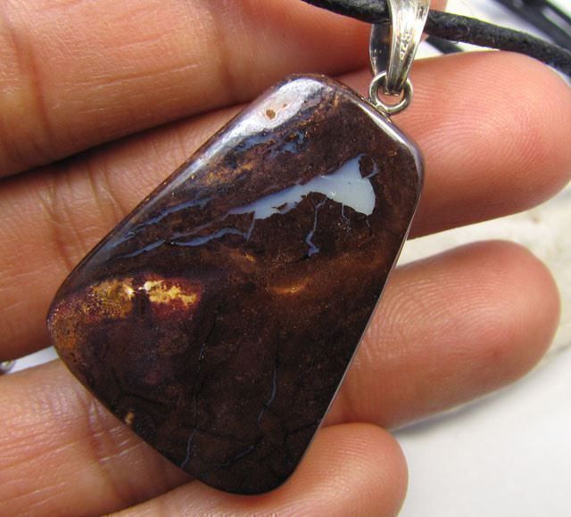 Ciondoli: Boulder Opal Anhänger 52.00cts. – Nuovo (secondo la descrizione) da Bern venduto da Grindelwaldaus 1