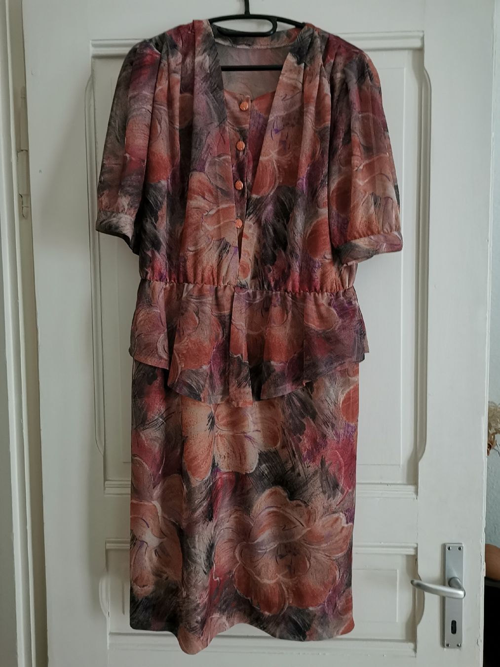 Kleider: Blumenmuster Vintage Kleid, ca. Grösse M – Gebraucht aus Zürich von Hibiskus3