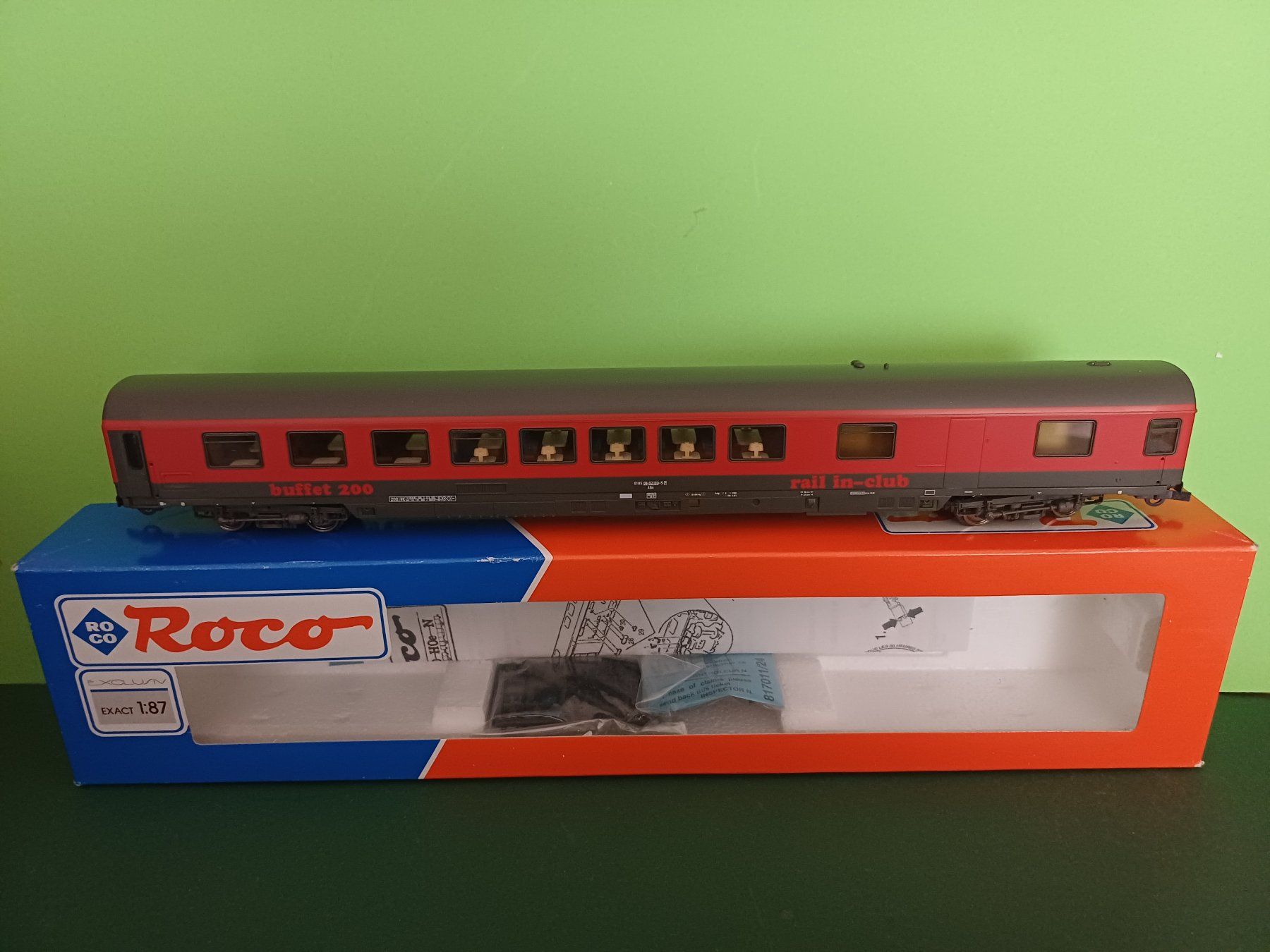 Roco Modellini di ferrovie: Roco Buffetwagen der ÖBB – Usato da Bassersdorf venduto da darki77
