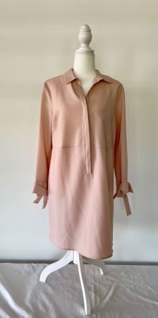 Schönes Kleid in Rosé Apricot, Grösse 38 - Top Zustand