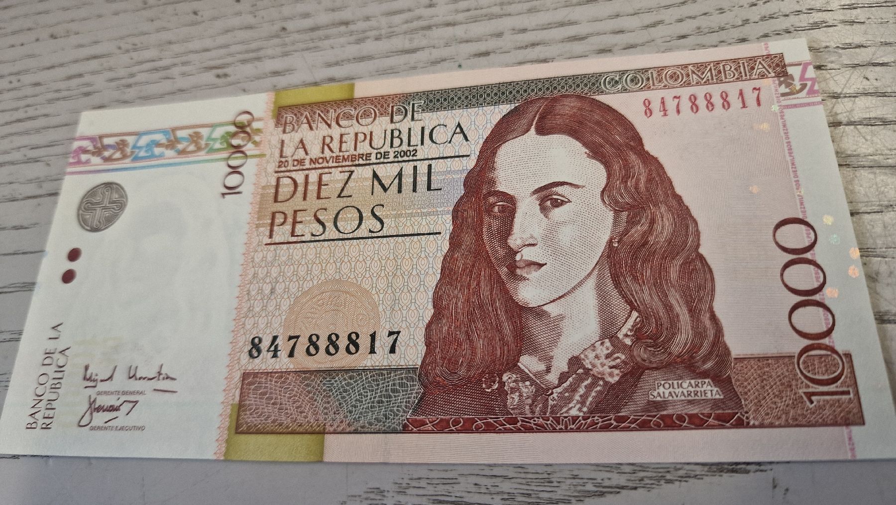 Banconote: 10000 Pesos Kolumbien Banknote 2002  – Nuovo e nell'imballaggio originale da Herisau venduto da Antiques.AR