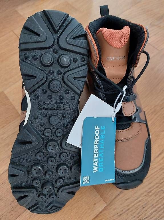 Chaussures garçon: Winterschuh Geox Gr. 35 – Neuf avec emballage d'origine à Eggersriet par monibenz79 1
