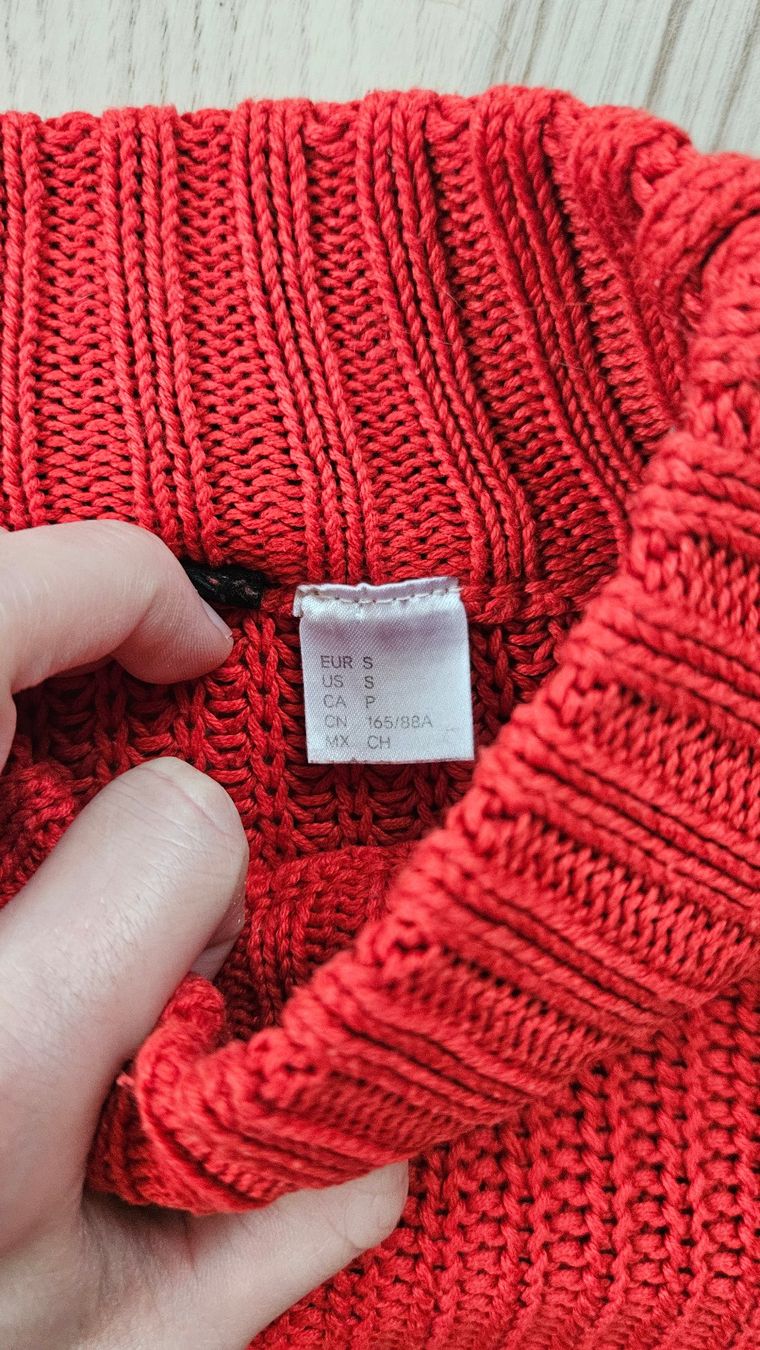 H&M Maglioni & Felpe: Strickpullover rot / H&M Grösse S – Usato da Ettenhausen TG venduto da nwi_72y8 2