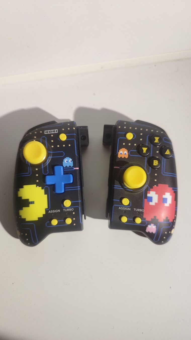 Controller: Seltene Hori Pac-Man Controller für Nintendo Switch - Top!! – Usato da La Tour de Peilz venduto da Dejobokin