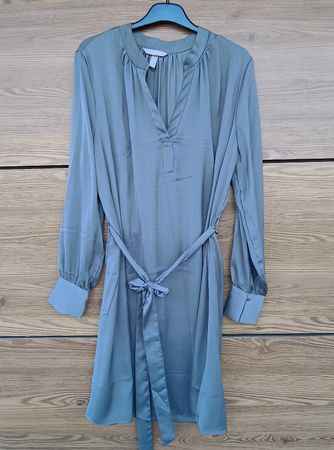 Robe gris vert H&M manches longues aspect satiné L