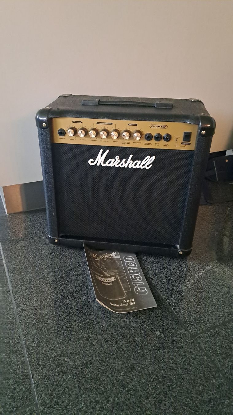 Yamaha Instruments de musique: Yamaha E-Gitarre, mit Marshall Verstärker – D'occasion à Siebnen par danlas21 2