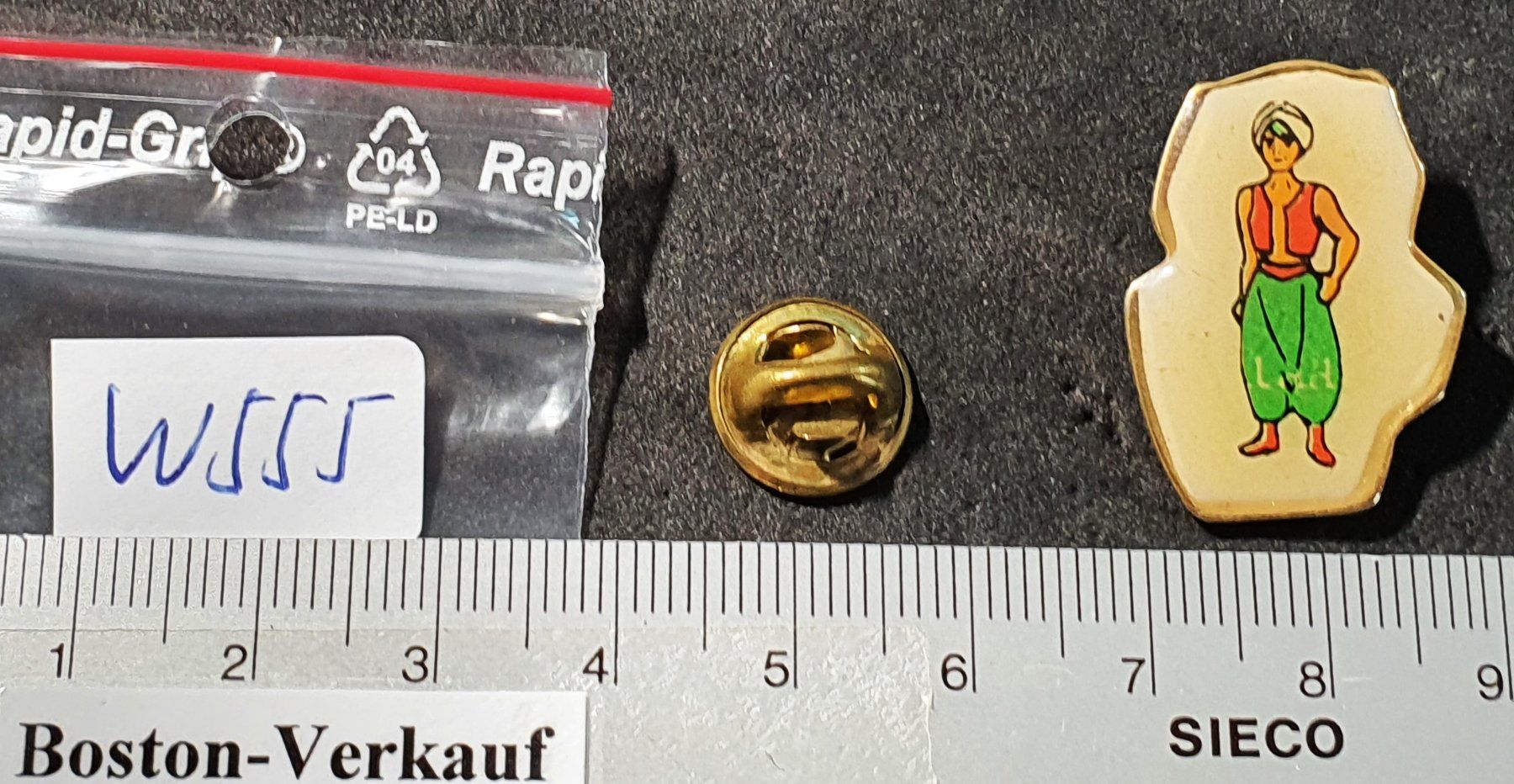 Placchette & Badge: W555 - Alter Pin Wald Disney Aladdin – Usato da Reinach BL venduto da Boston-Verkauf 1