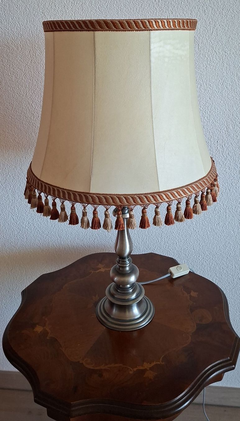 Lampade: Antike Zinn Tischlampe – Usato da Pfäffikon ZH venduto da enderby01