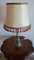 Antike Stehlampe mit Quasten 💡 Elegante Beleuchtung für Ihr
