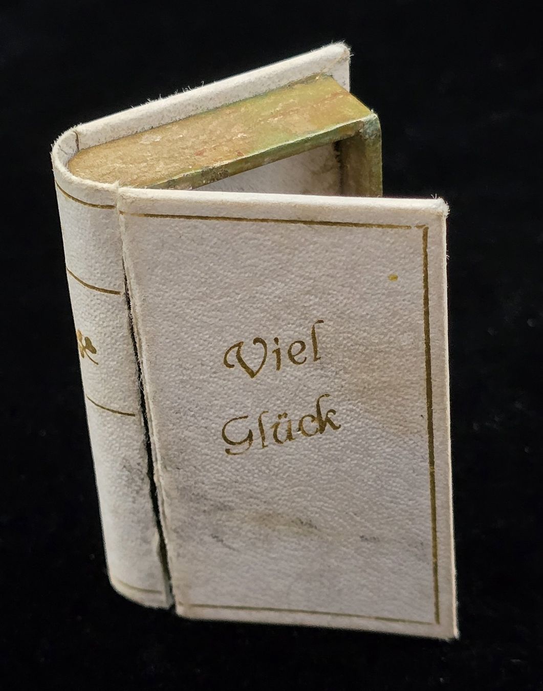 Schmuckkästen: Alte Ringschatulle – Gebraucht aus Rorschacherberg von snOOpydOg11 1
