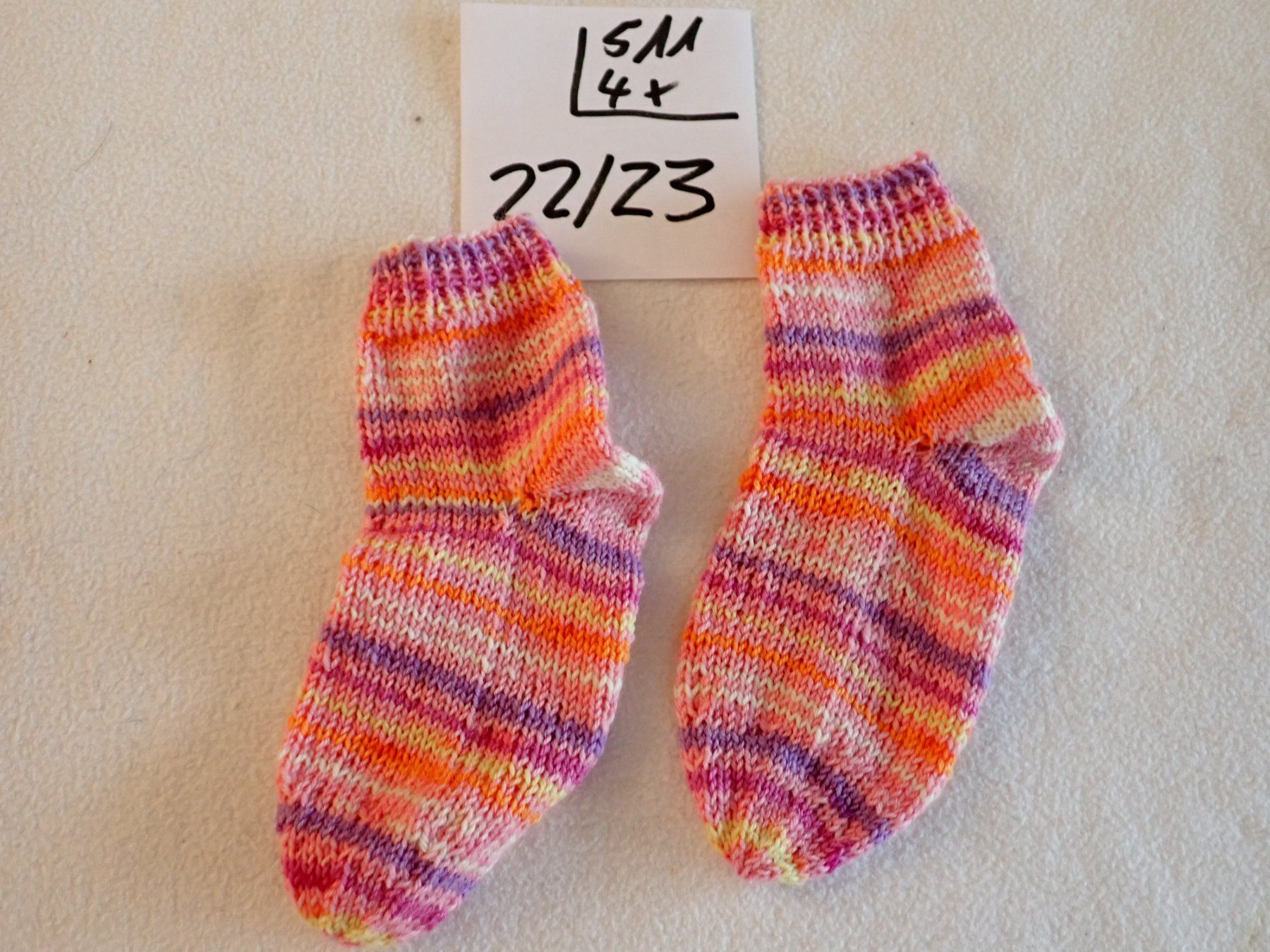 Calze per bambini: Handgestrickte Kindersocken Gr.22-23  (511) – Nuovo e nell'imballaggio originale da neuenhof venduto da Caterchen
