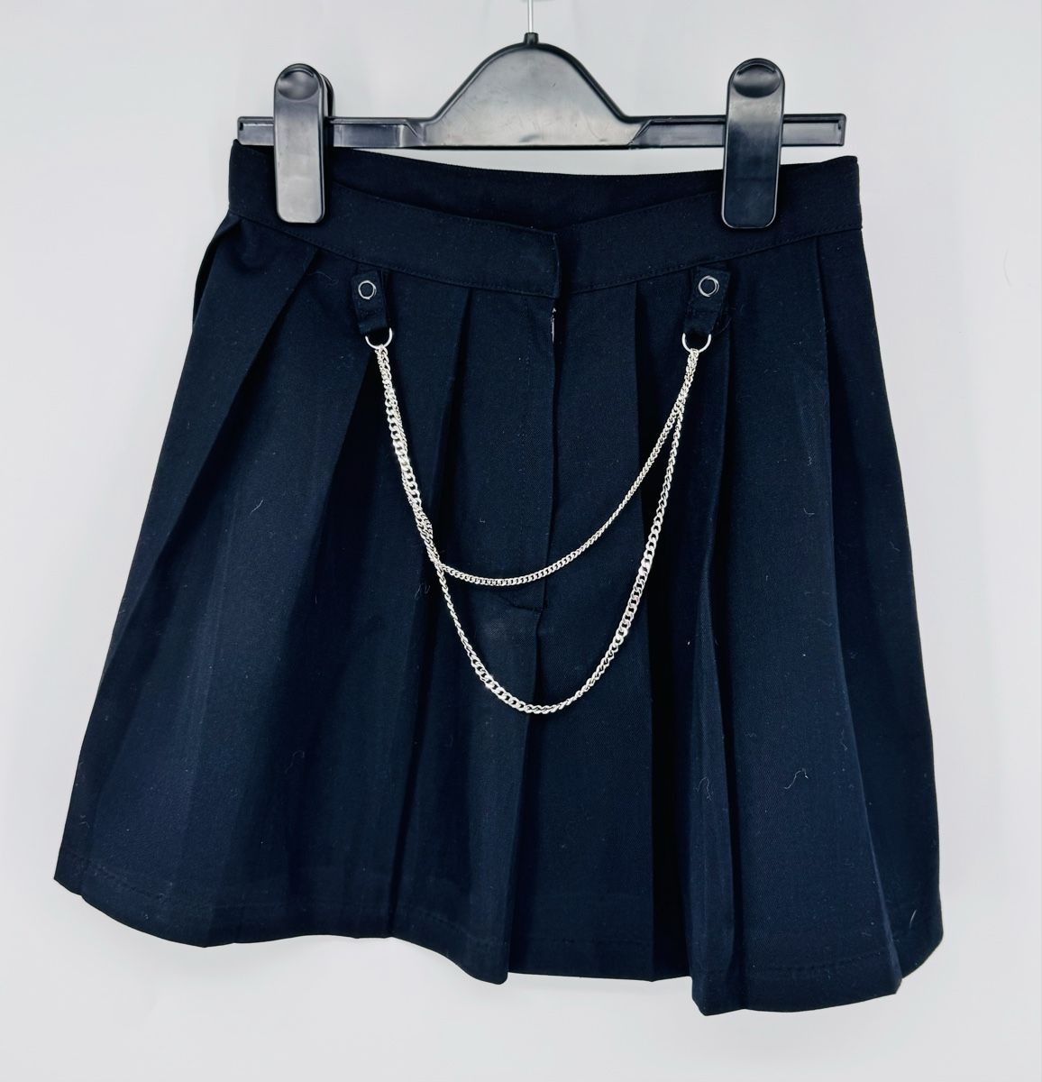H&M Vestiti & Gonne: # GIRL - Rock Gr. 134 - H&M # – Usato da Bolligen venduto da secondhand-with-love 1