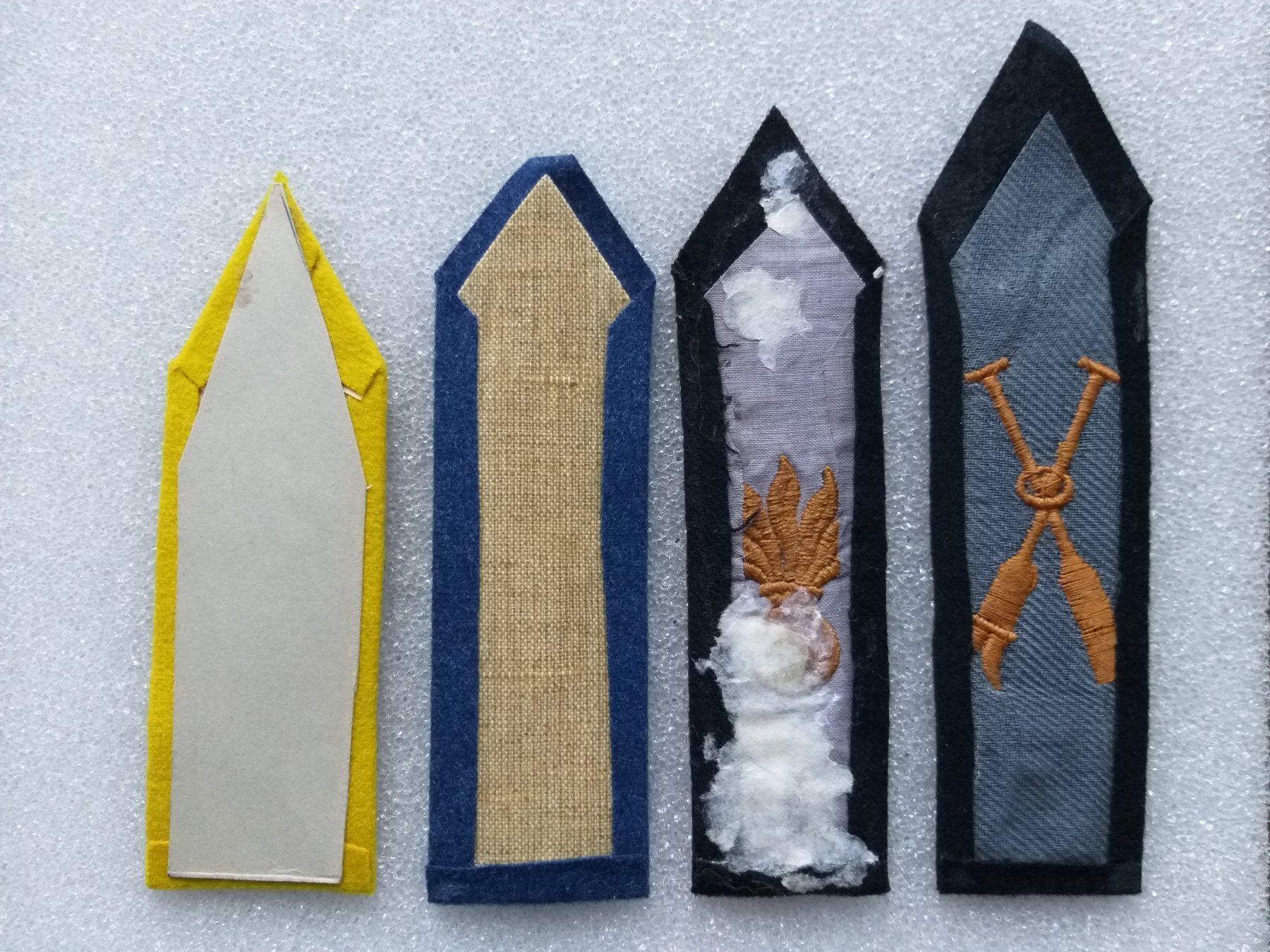 Schweizer Armee Uniformi: Ärmelpatten Ord. 1926/40, Set 3 – Usato da Bauma venduto da SwissMilitaria 1