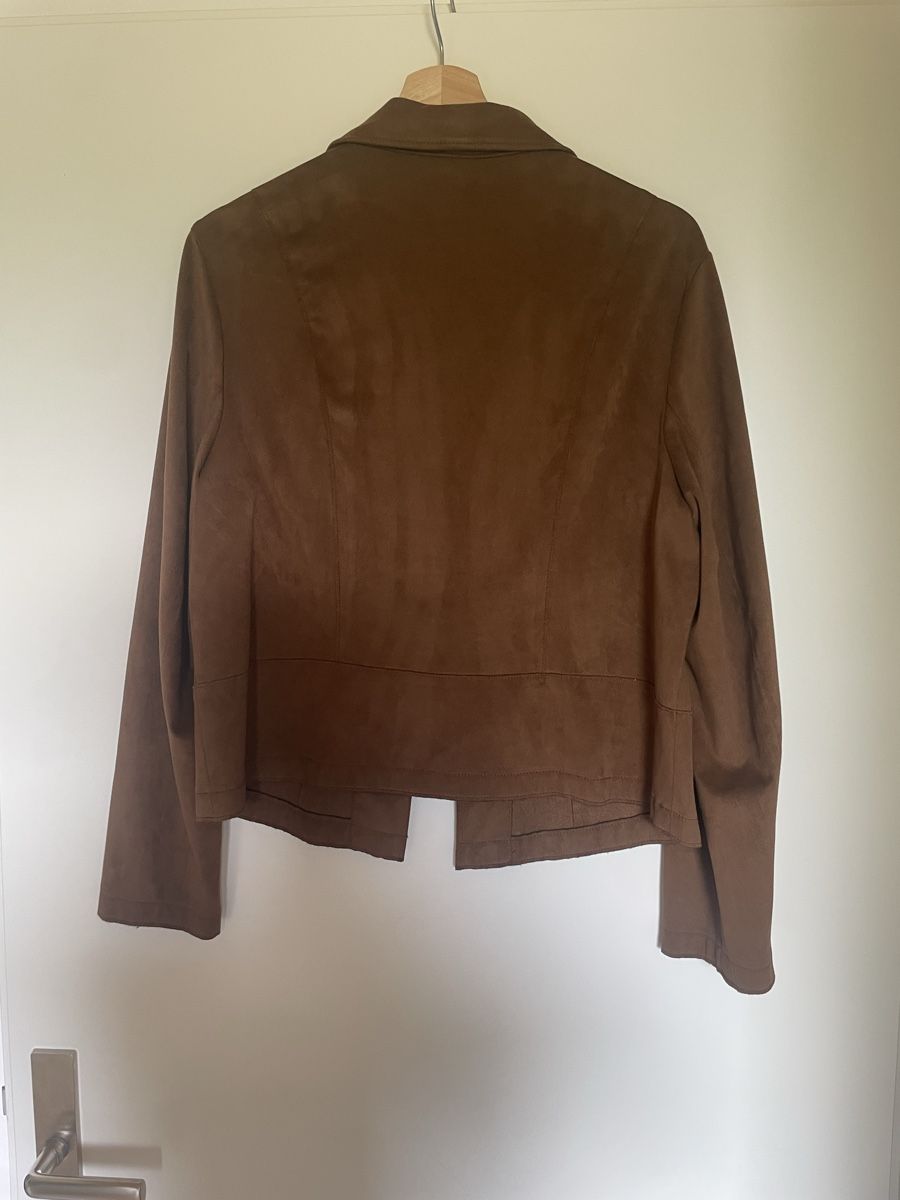 Giacche: Bianca Jacke Gr. 44 Cognac Wildlederoptik – Usato da Schüpfheim venduto da Nussbaum_4 2
