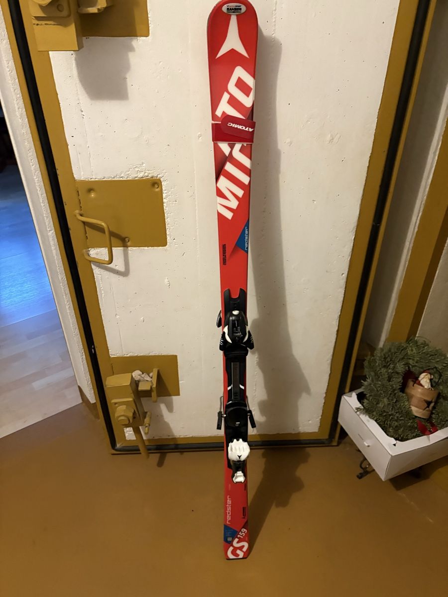 Atomic Sci: Atomic Ski – Usato da Pratval venduto da fse_9yyv
