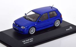 VW Golf IV R32 2002-2004 blau met.     1:43 von Solido
