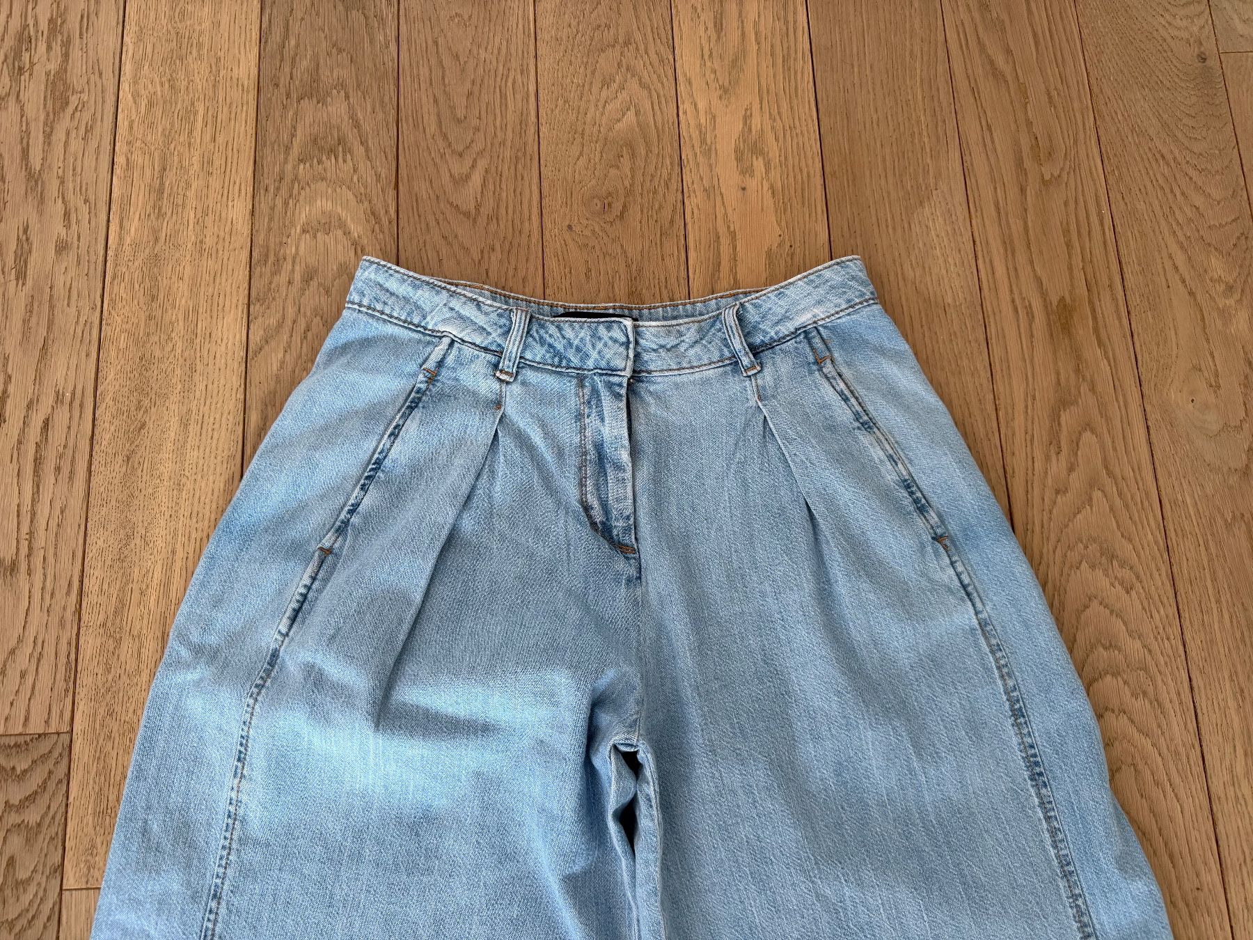 Zara Jeans: Jeans Gr. 34 Zara – Nuovo (secondo la descrizione) da Wiesendangen venduto da gefion99 1