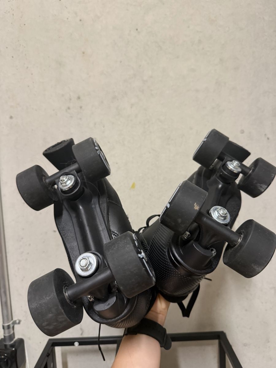 Inline-Skating & Rollschuhe: Quad Skates Black Size 37-38 – Gebraucht aus Zürich von har_ydk8 2