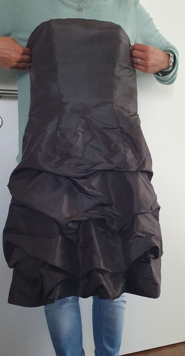 Vestiti: Kleid Laona 38 – Usato da Bauma venduto da Stenamo