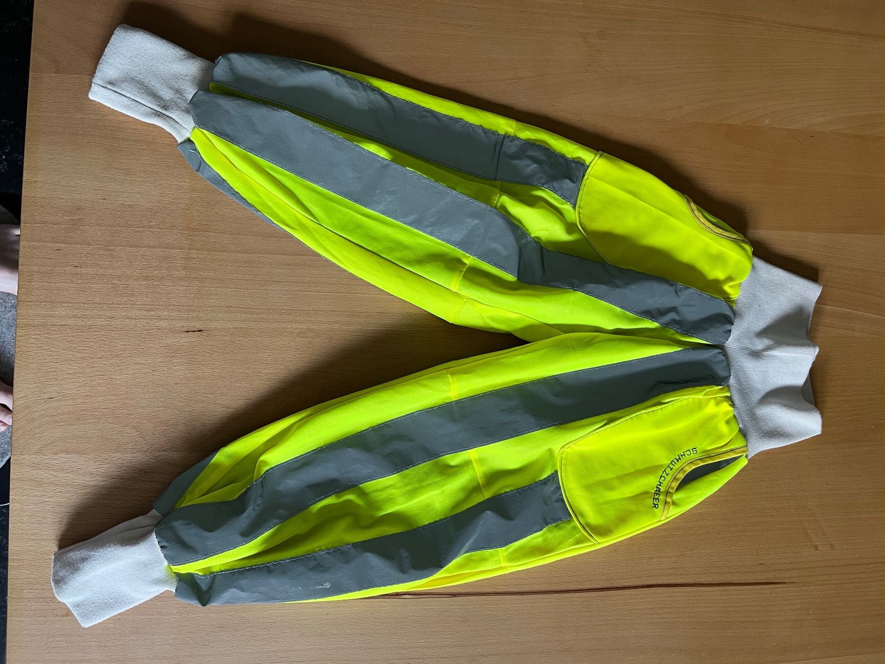 Hosen: Kinderhosen Reflektor – Gebraucht aus Zürich von mich008