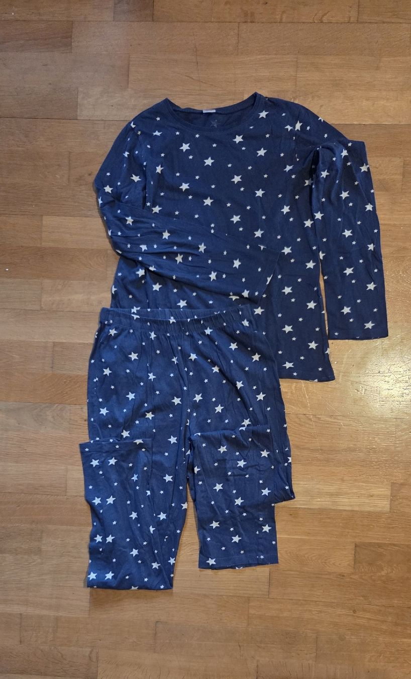 Pigiama & Simili: Pyjama, Gr. 170 / 176 – Usato da Embrach venduto da Singvall