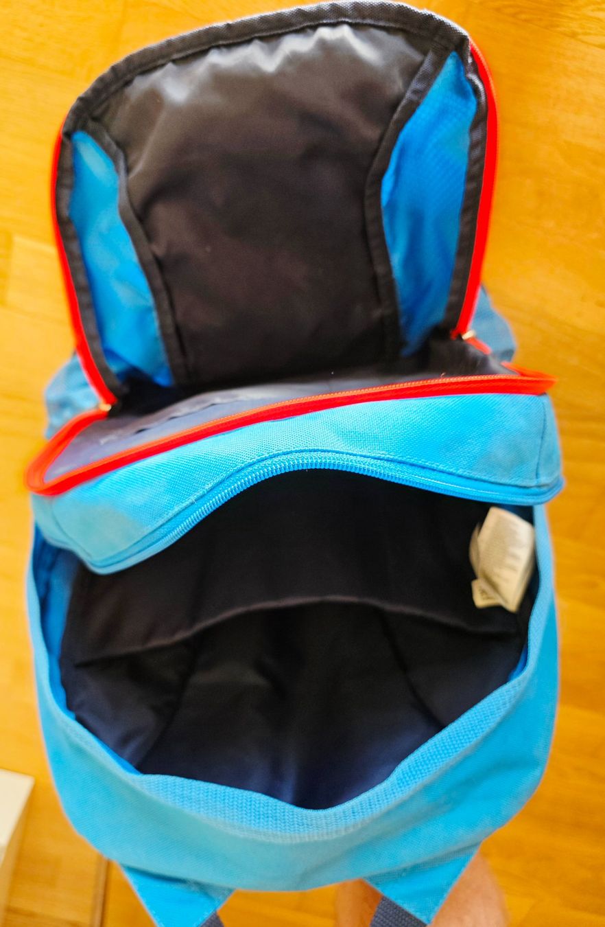 Adidas Rucksäcke: Rucksack adidas hellblau – Gebraucht aus wetzikon von Bestedienste 2