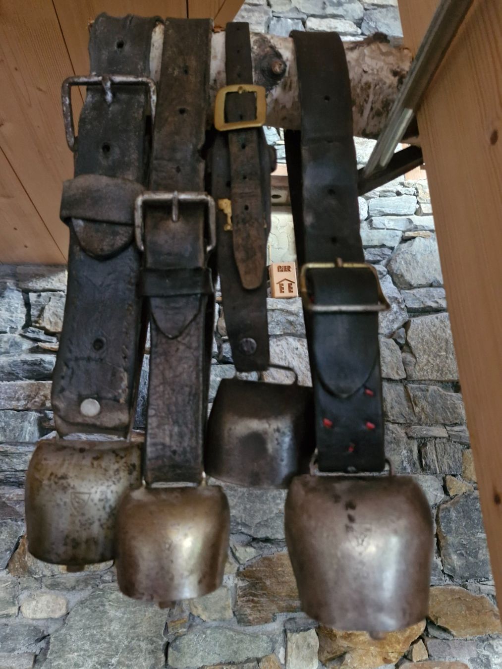 Campanacci mucche: Treicheln Glocken – Usato da Guarda venduto da rue_bpd7 1