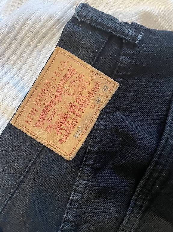 Jeans: Levi's 501 w30 l32 – Usato da Olten venduto da Maexu1