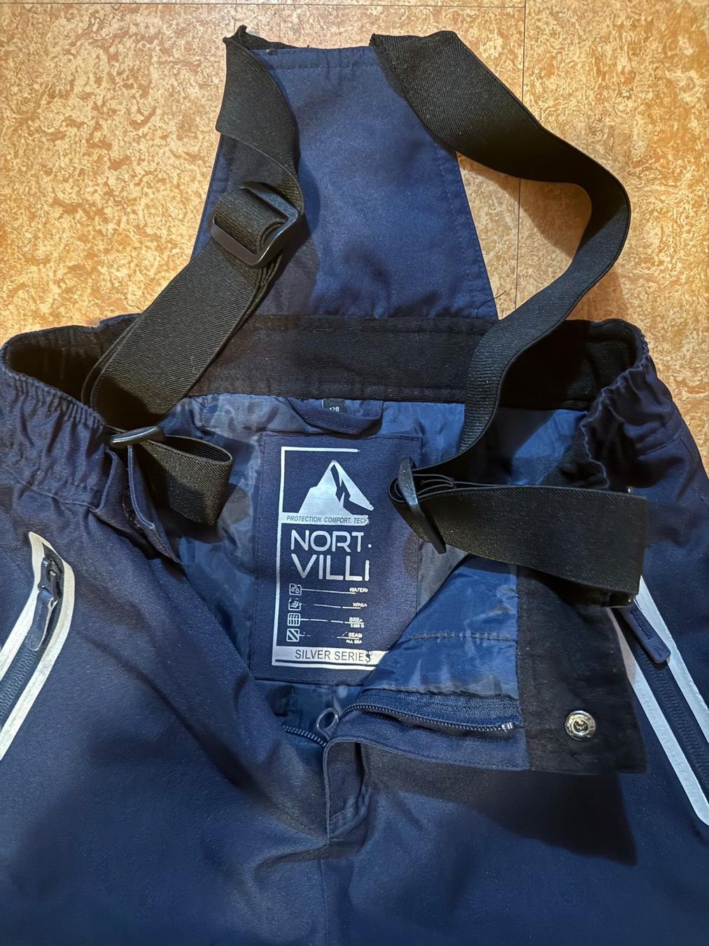 Pantaloni: Skihose – Usato da Flawil venduto da Stella_3 2