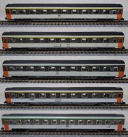 SNCF 5 x Personenwagen Roco / Trix Spur N ohne OVP
