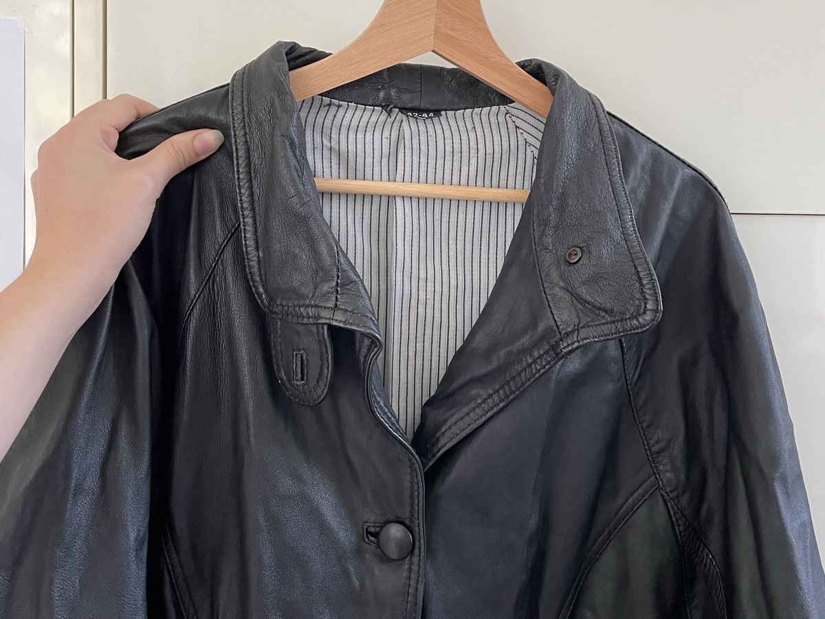 Giacche: Lederjacke schwarz Grösse 42-44 – Usato da Stettlen venduto da 7mkz-usw 4