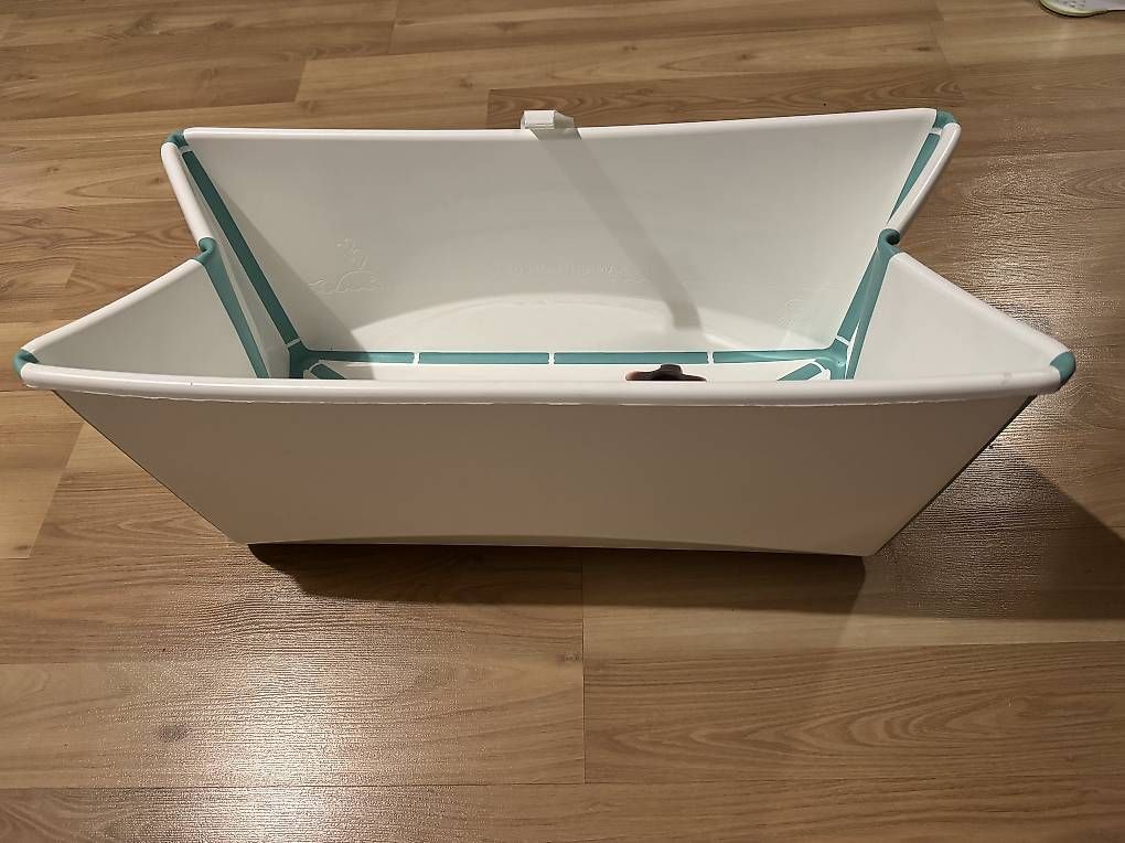 Stokke Vasche da bagno: Stokke Baby Badewanne Flexibath – Usato da Grenchen venduto da jasi.wid 1