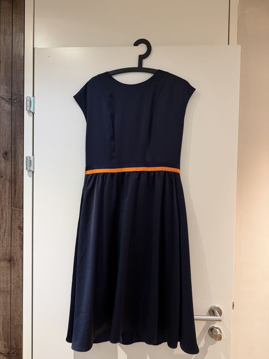 Hugo Boss Vestiti: Hugo Boss 40/42 Seidenkleid – Nuovo (secondo la descrizione) da Thalwil venduto da Stilzli01 1