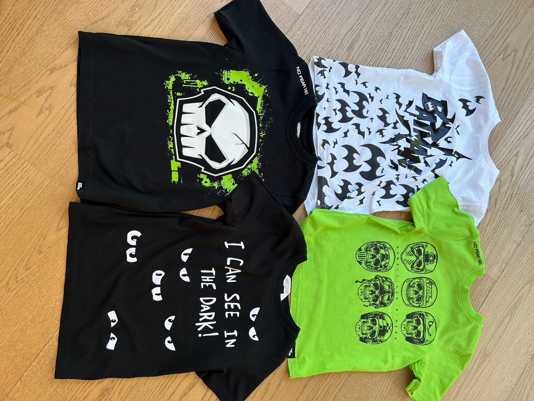 Camicie, T-shirt & Polo: T-Shirts Gr. 122/128 – Nuovo (secondo la descrizione) da Rothrist venduto da szc_9dg5