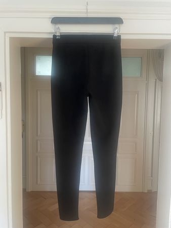 Hose aus Wildlederimitat von Zara