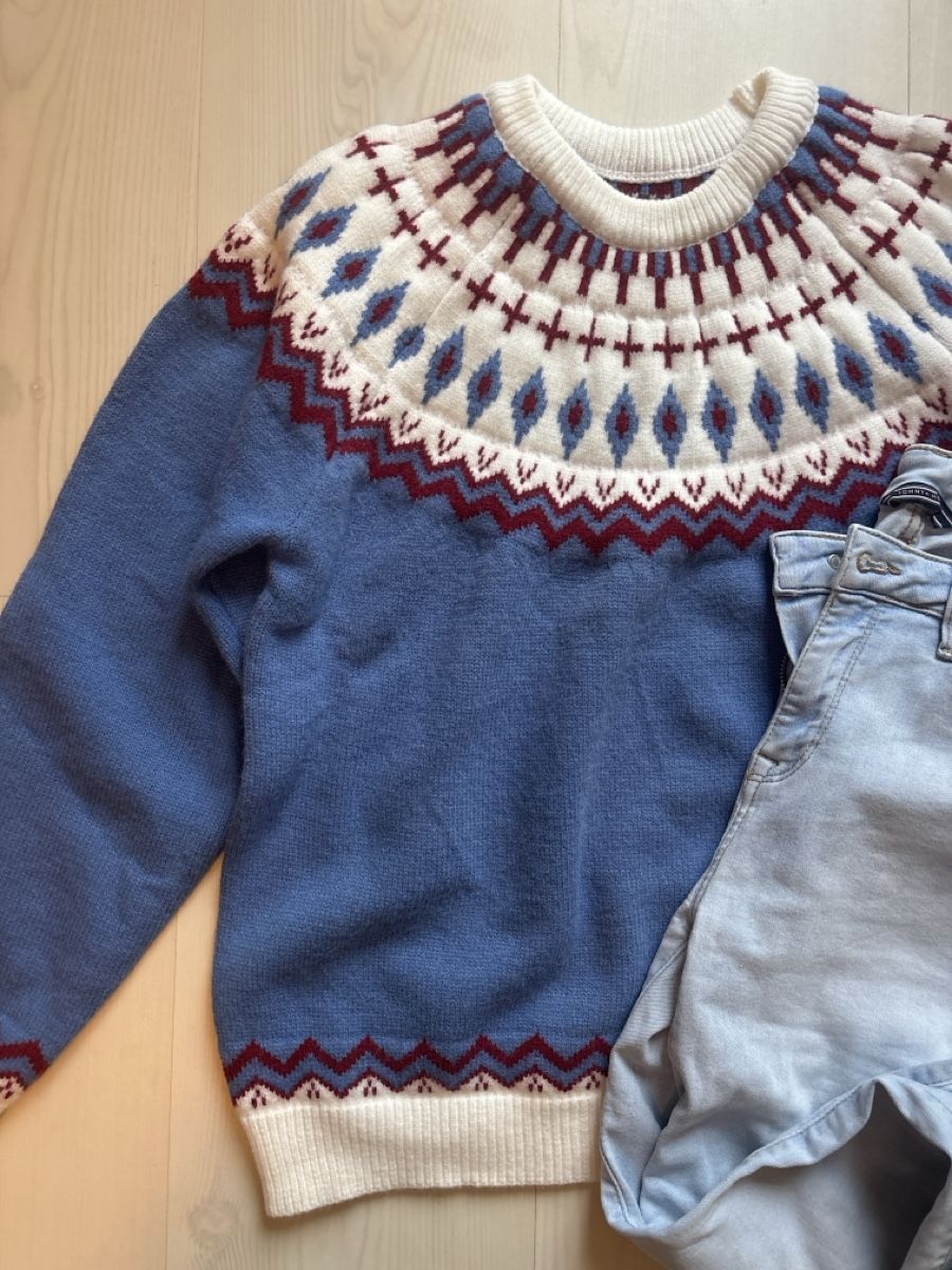 Tommy Hilfiger Lotti di vestiti: Pulli und Hilfiger Jeans – Usato da Ipsach venduto da Wn20133 1