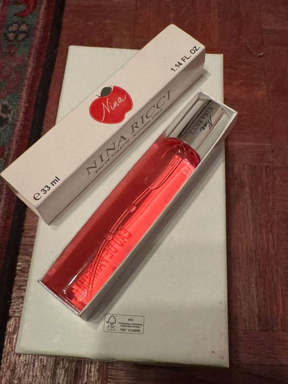 Nina Ricci, Eau de Toilette - une touche de fraicheur! 30ml (Neuf avec ...