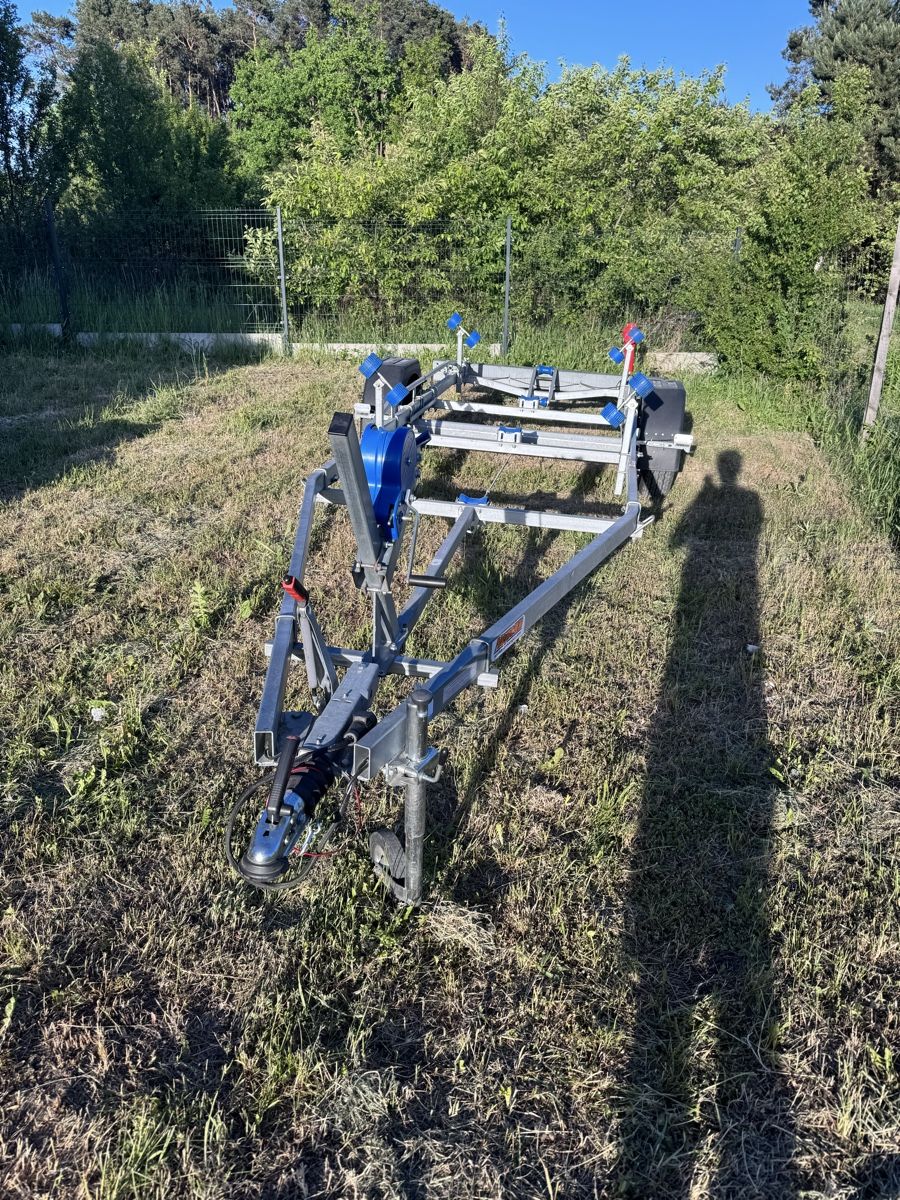 Neptun Rimorchi: Neptun N13-20 Navy – Usato da Niederweningen venduto da Pyku86