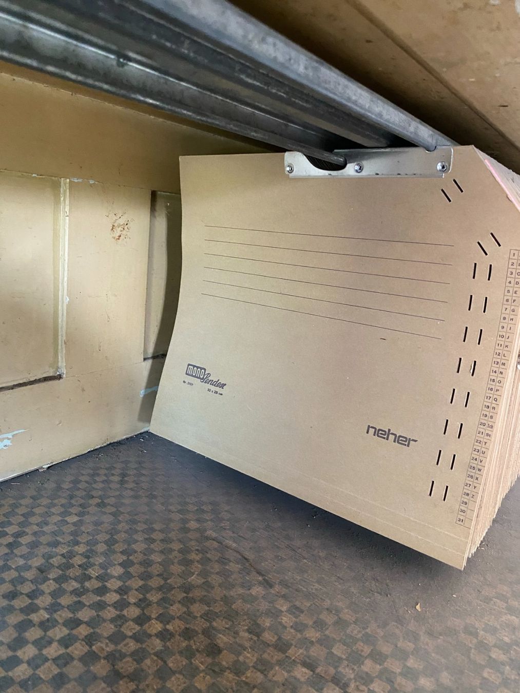 Armoires: Antiker Schrank – D'occasion à Kriessern par schwedenstahl_fan 5