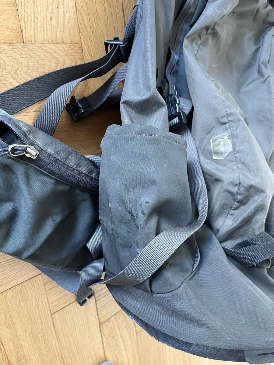 Fjällräven Zaini: Fjällräven abisko 65 – Usato da Lausanne venduto da picola29 7