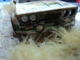Fiat 131 Rally 1/43 Schrottplatz-Diorama Wüste