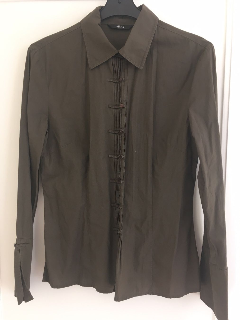 Mango Camicette: Bluse von Mango MNG, Khaki Gr. M – Nuovo (secondo la descrizione) da Zürich venduto da mignonmignon 1