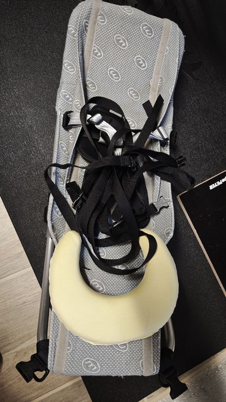 Pièces détachées: Weber Babyschale  – D'occasion à Crésuz par Peyou80 2