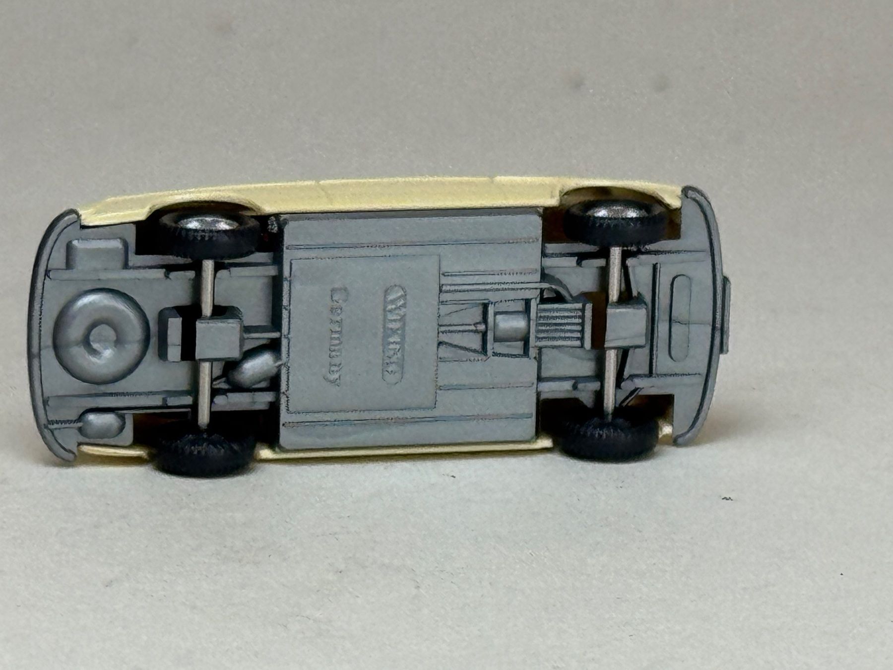 Wiking Modellini d'auto: GB-Wiking Borgward Isabella hellbeige – Usato da Elm venduto da Wikmtz 2