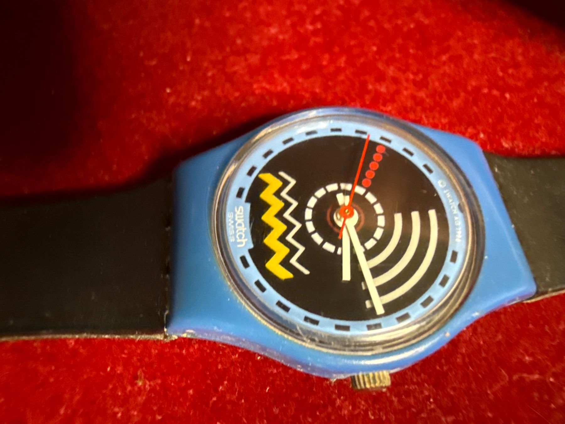 Swatch Montres: Swatch 80 Jahre – D'occasion à Pfeffingen par Allhandelklgwatches 1