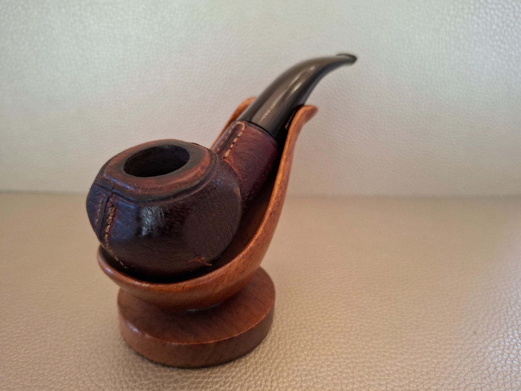 Pipe & Accessori: Pipe Sculptée en Bois - Dr Robert – Usato da Meinier venduto da Gattuso22 2