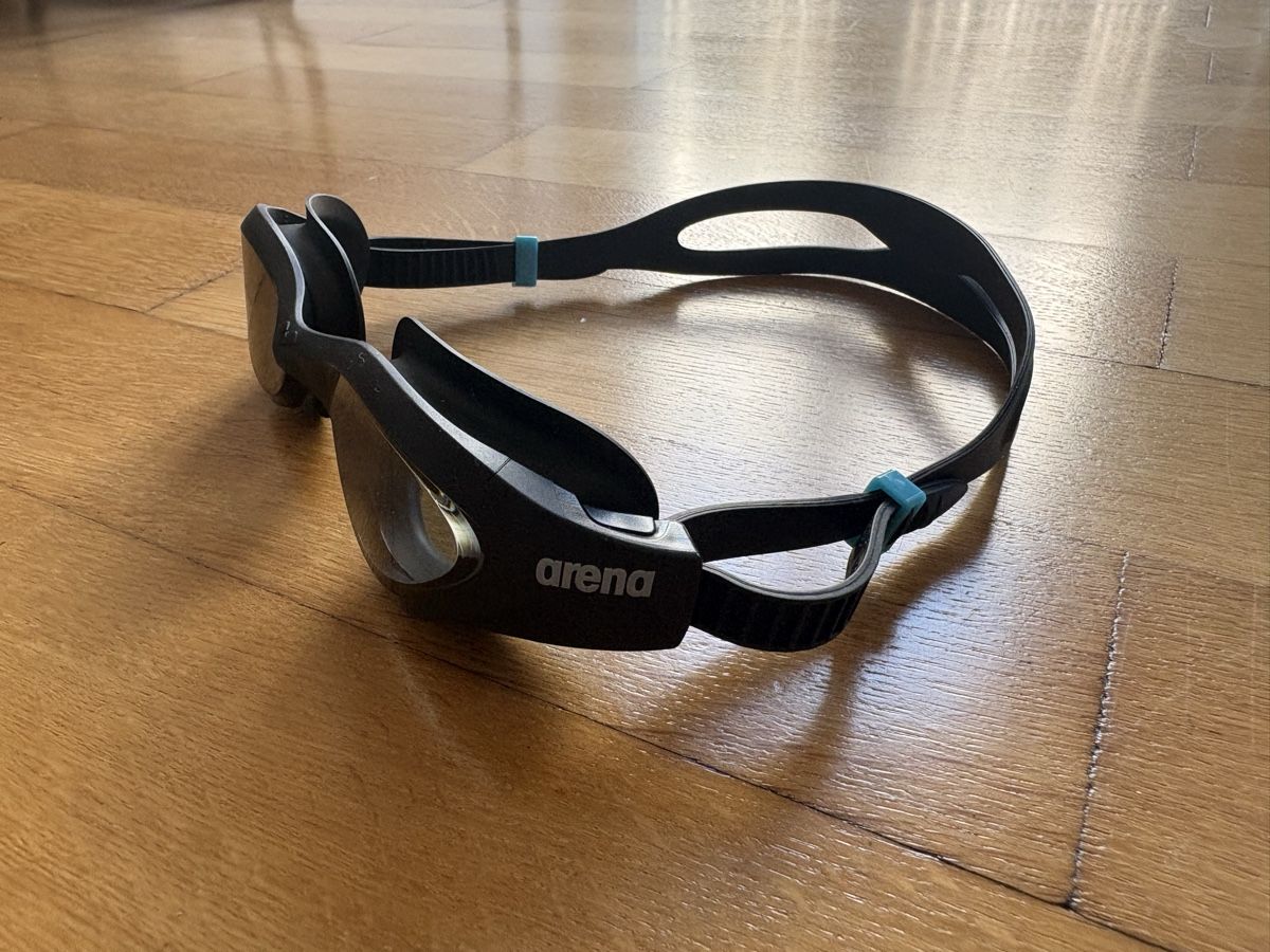 Arena Occhiali & Lenti: Neue Schwimmbrille von Arena – Nuovo (secondo la descrizione) da Basel venduto da froehlicherVagabund 1