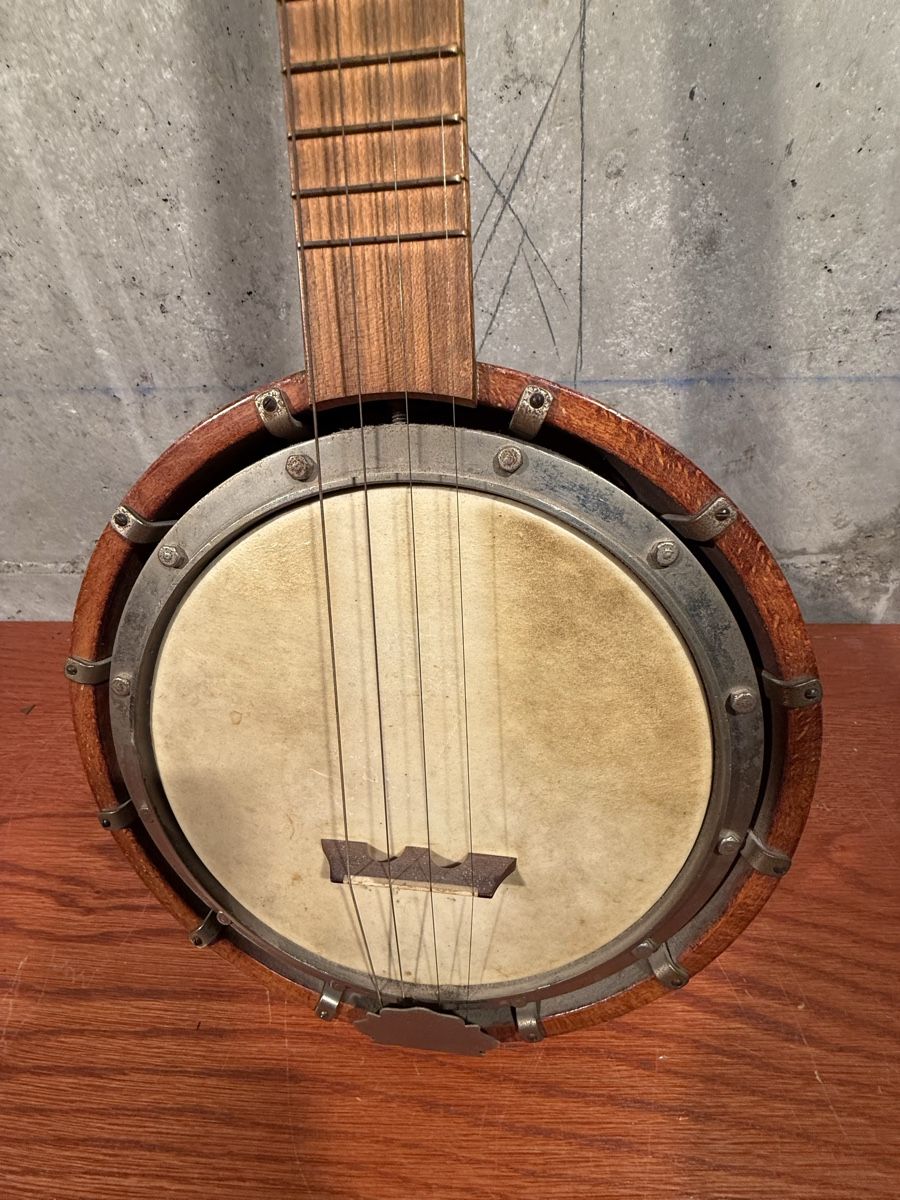 Vintage Strumenti musicali: Banjo vintage  avec étui, – Usato da Lausanne venduto da artnouveau04 7