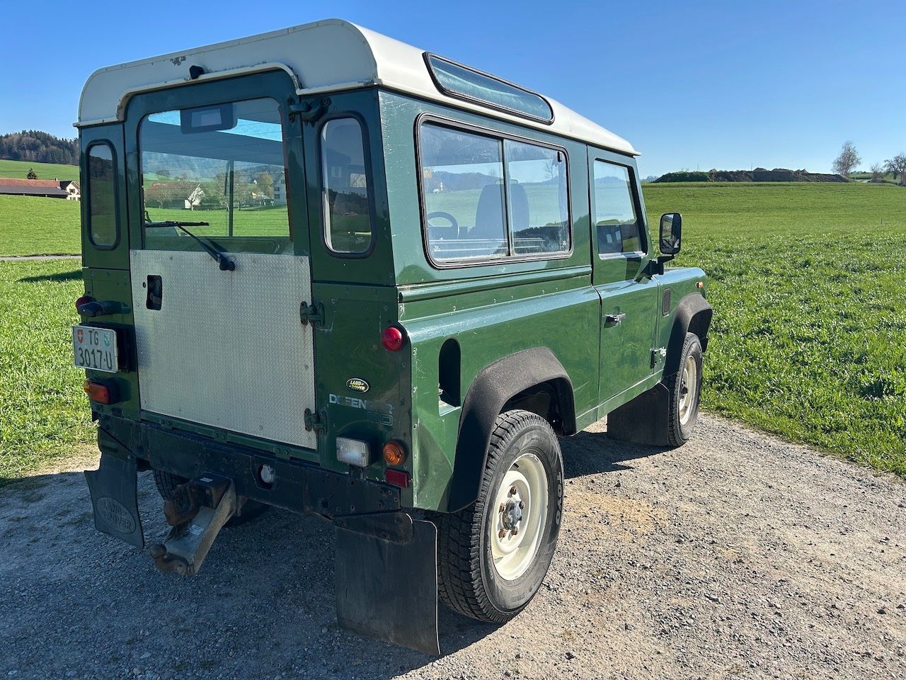 Land Rover Automobili: Land Rover Defender 90 TD5 – Usato da Sirnach venduto da MaechlerAutomobile 2
